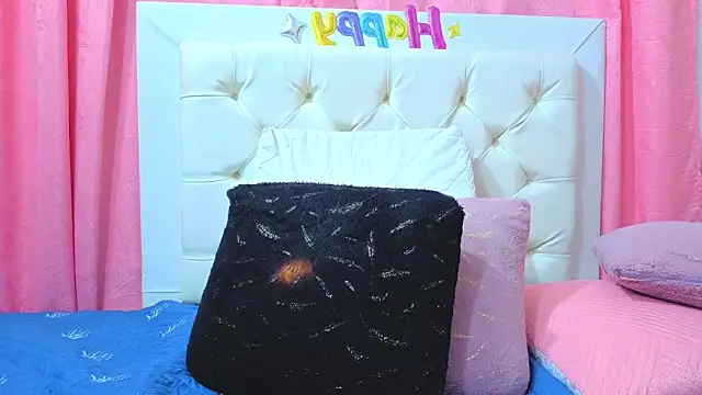 Malia_fox Live XXX-Chat