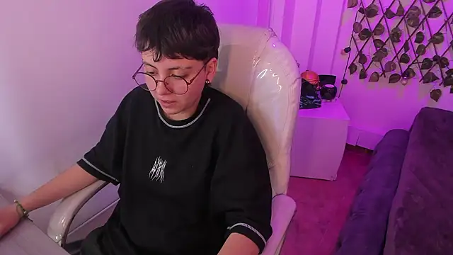 Nathaly_ds élő XXX-chatje