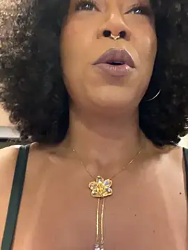 Онлайн чат XXX dianagolley420