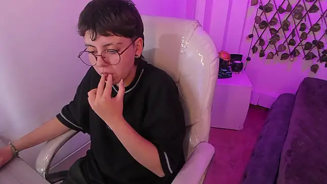 Nathaly_dsn Live XXX chat