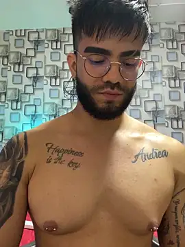 King_Draven3 Adlı Modelin Canlı XXX Sohbeti