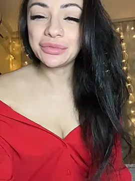 Онлайн чат XXX Layana_Ro