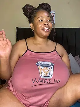 LunaCovenn: онлайн-секс-чат