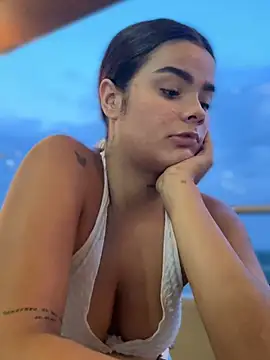 Kaily_Sweet16 Chat XXX in diretta