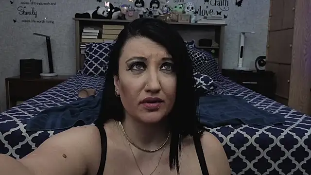 Rayna's Live XXX Chat