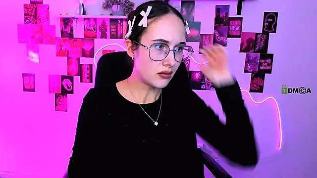 mona_cloud Live XXX Chat