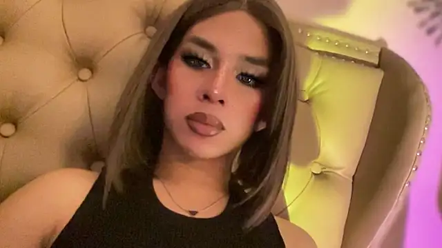 Worldclass_Maxxine_'s Live XXX Chat