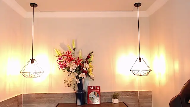 MarianaMontezz Chat XXX in diretta