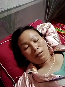 Lili-123k's Live XXX Chat