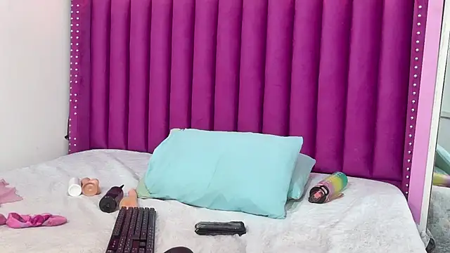 littleaprill Chat XXX in diretta