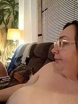 pinkcheetah12's Webcam Show