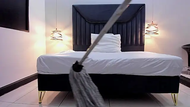 EmilyKartters' Live XXX Chat