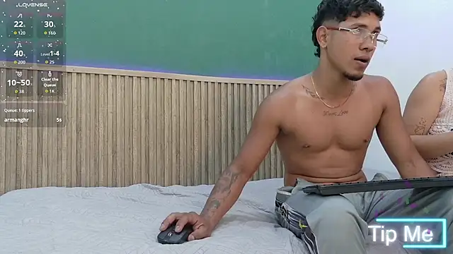 saveur_latin's Live XXX Chat