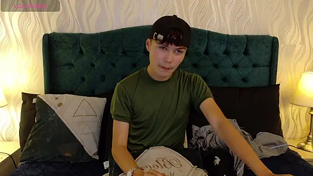 Crush_Nier's Live XXX Chat