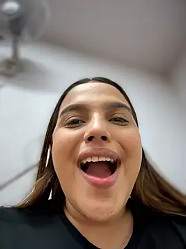 Chat +18 de Colibri_xxx ao vivo