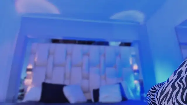 Chat +18 de revenmiller_ ao vivo