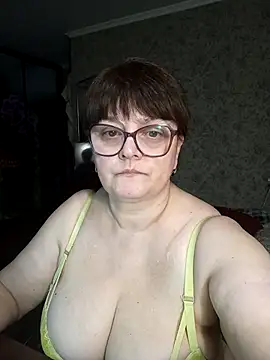 BrandiOhNight élő XXX-chatje