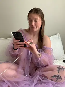 PussiesnCream_'s Live XXX Chat