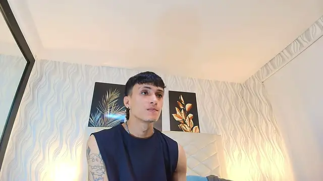 Lean_Portman live XXX chat