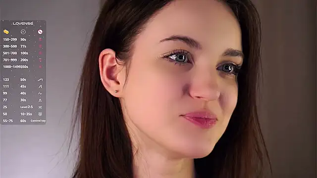 XXX chat uživo modela EffieHenri