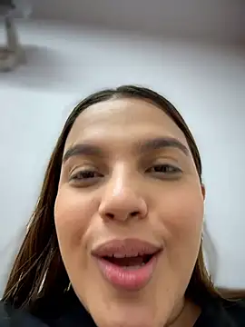 Colibri_xxx Live XXX Chat