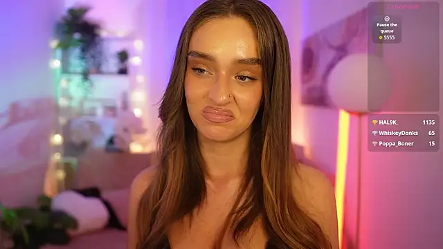 Czat XXX na żywo – Clara_Nia