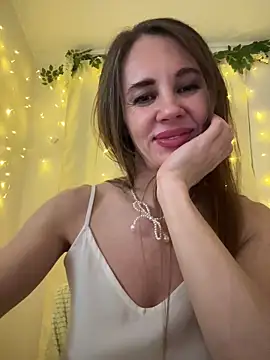 LucieMack's Live XXX Chat