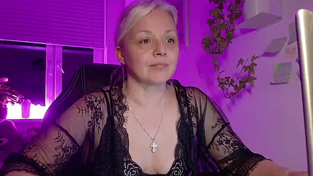 Linsy_KimのライブXXXチャット