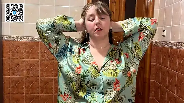 MaroonMoon_のライブXXXチャット