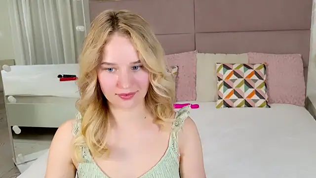 IndieMoonのライブXXXチャット