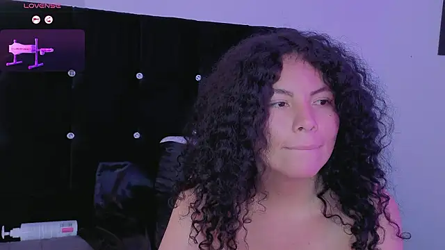 Chatroom XXX en direct de Zoe-yanin