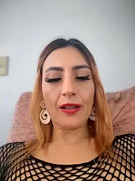 Emma_ReyesのライブXXXチャット