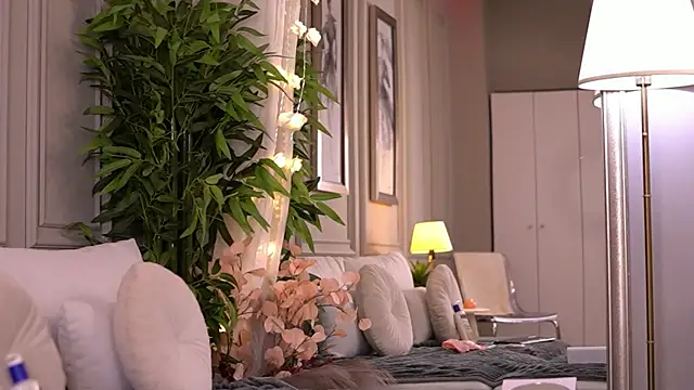 NicoleCellini Chat XXX in diretta