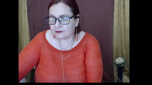 PlayfullMature Chat XXX in diretta