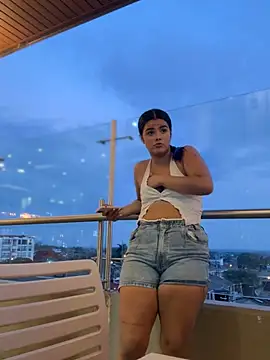 Chat XXX en directo de Kaily_Sweet16