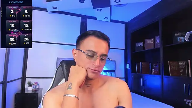 LiamDeep 라이브 XXX 채팅