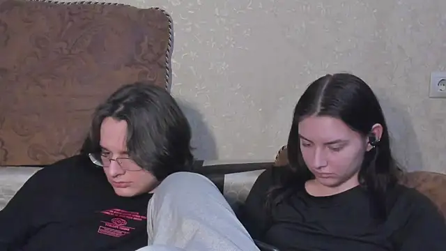 Živý XXX chat love_lina_muuur