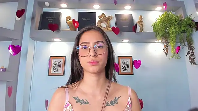 Alana_Martinez_'s Live XXX Chat