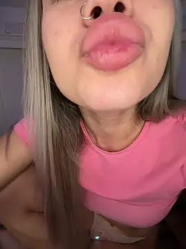 Sugar_lace00 Adlı Modelin Web Kamerası Şovu