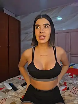 Sweetnahoxxx's Live XXX Chat