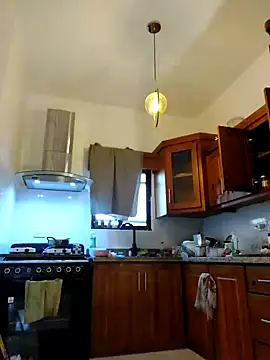 LucyNatural Show in webcam