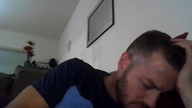 THE_CHEEKY_ALPHA Adlı Modelin Canlı XXX Sohbeti