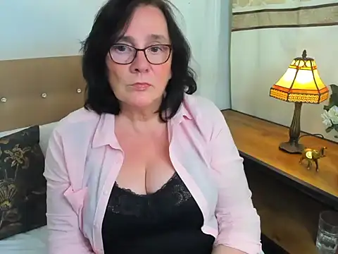 DorisDesire Live XXX Chat