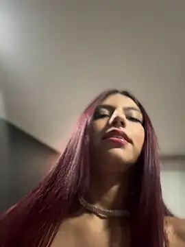 Emily-teen's Live XXX Chat