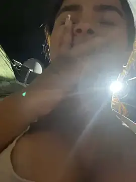 Kaily_Sweet16 Adlı Modelin Canlı XXX Sohbeti