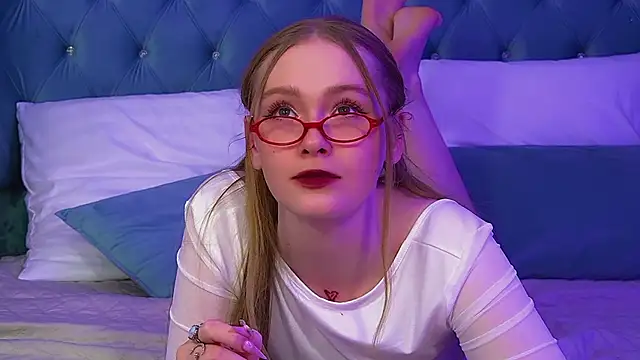 AgataFoxley's Live XXX Chat