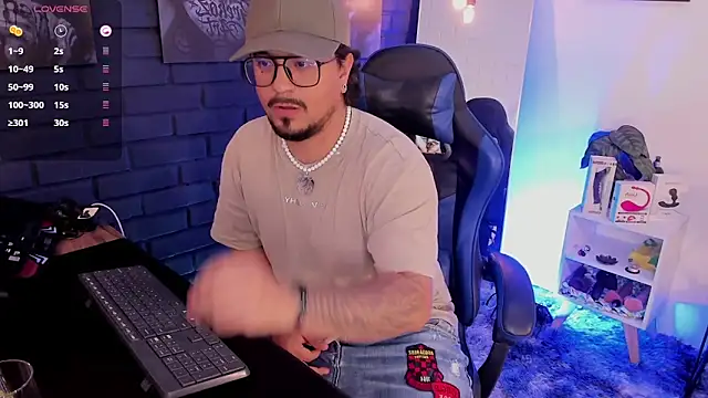 DaviidEvans_ Show Webcam