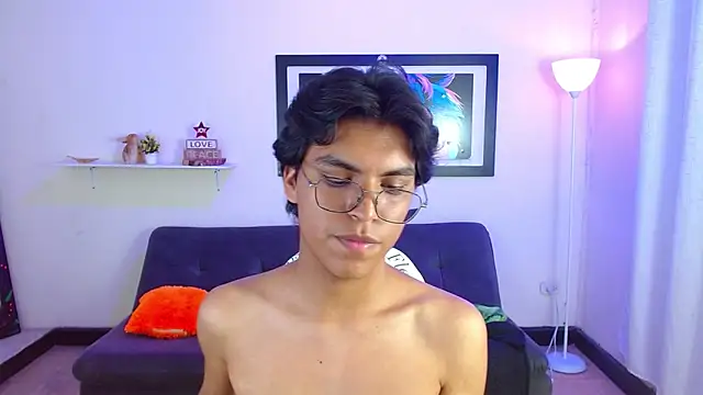 Maecum18 Adlı Modelin Web Kamerası Şovu