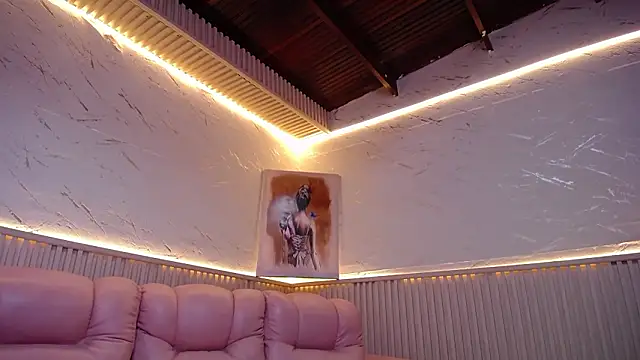 Chat +18 de Alaya_cute ao vivo