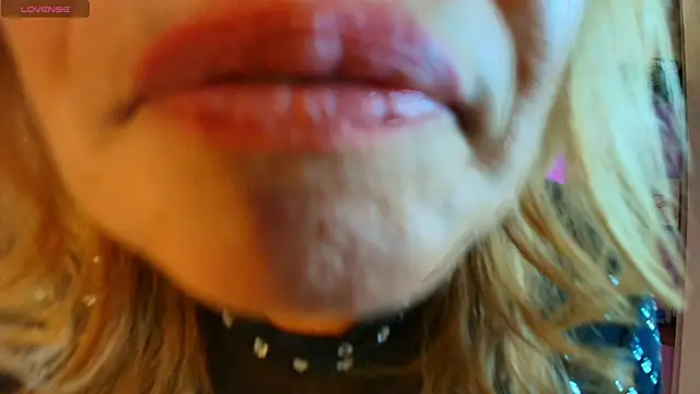 girl_amada's Live XXX Chat